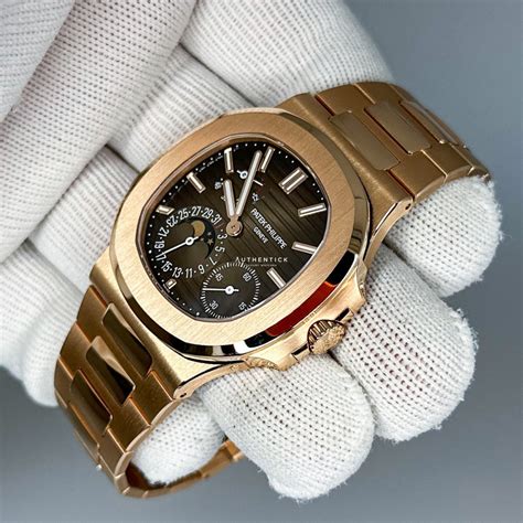 patek philippe nautilus mondphase